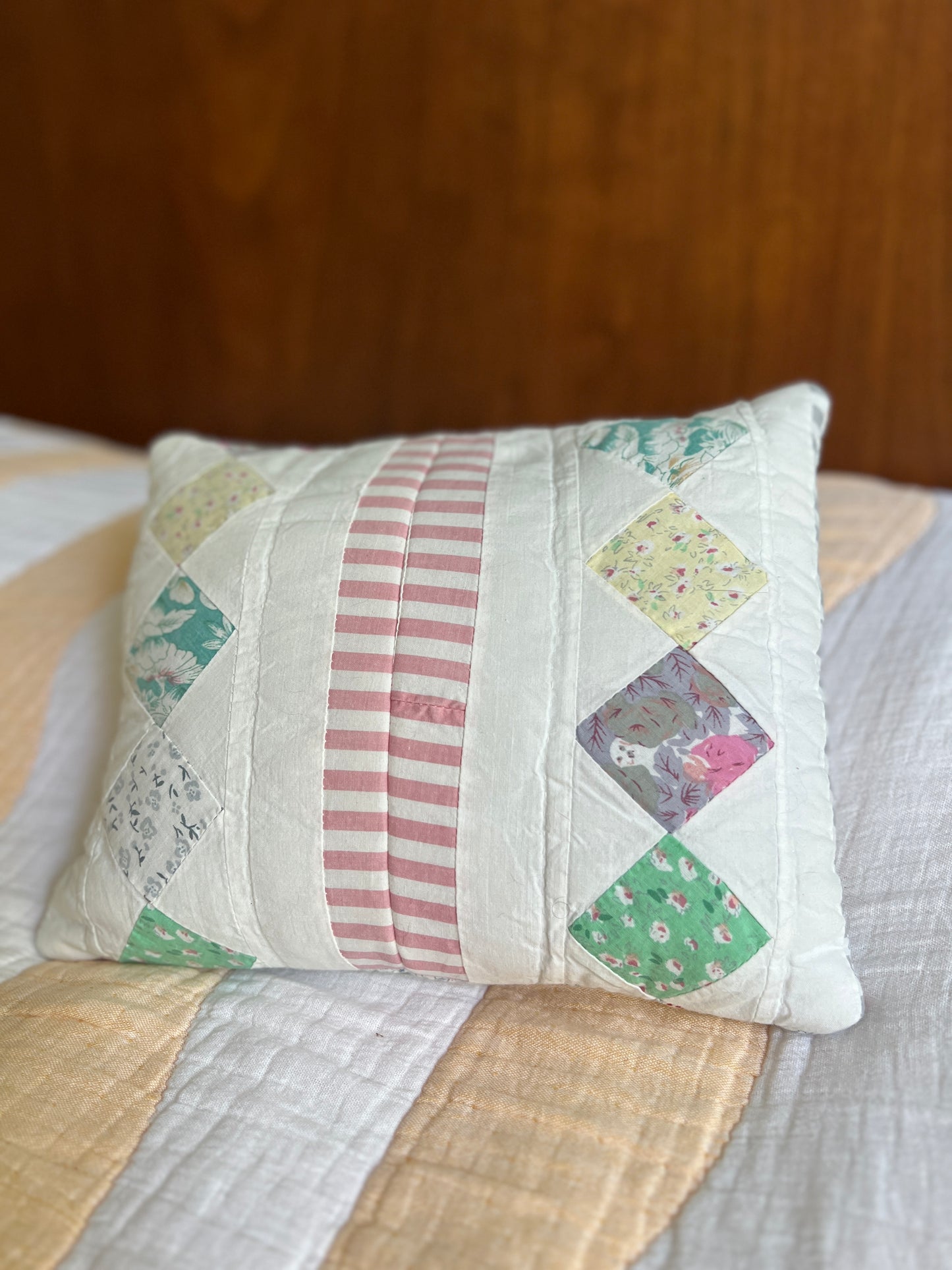 floral quilt pillow no. 4