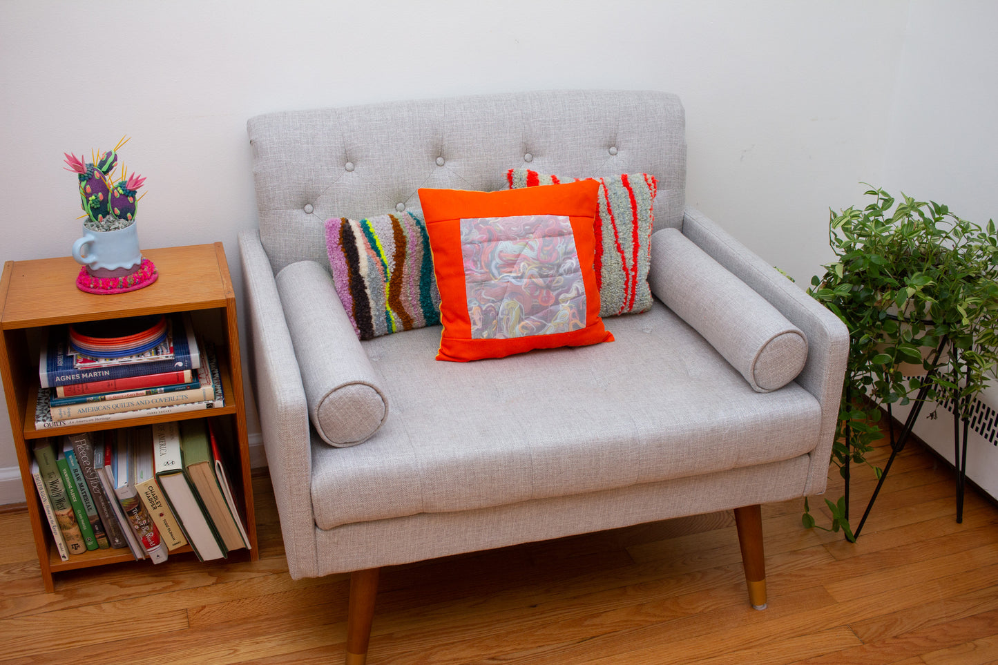 yarnfetti pillow no. 3