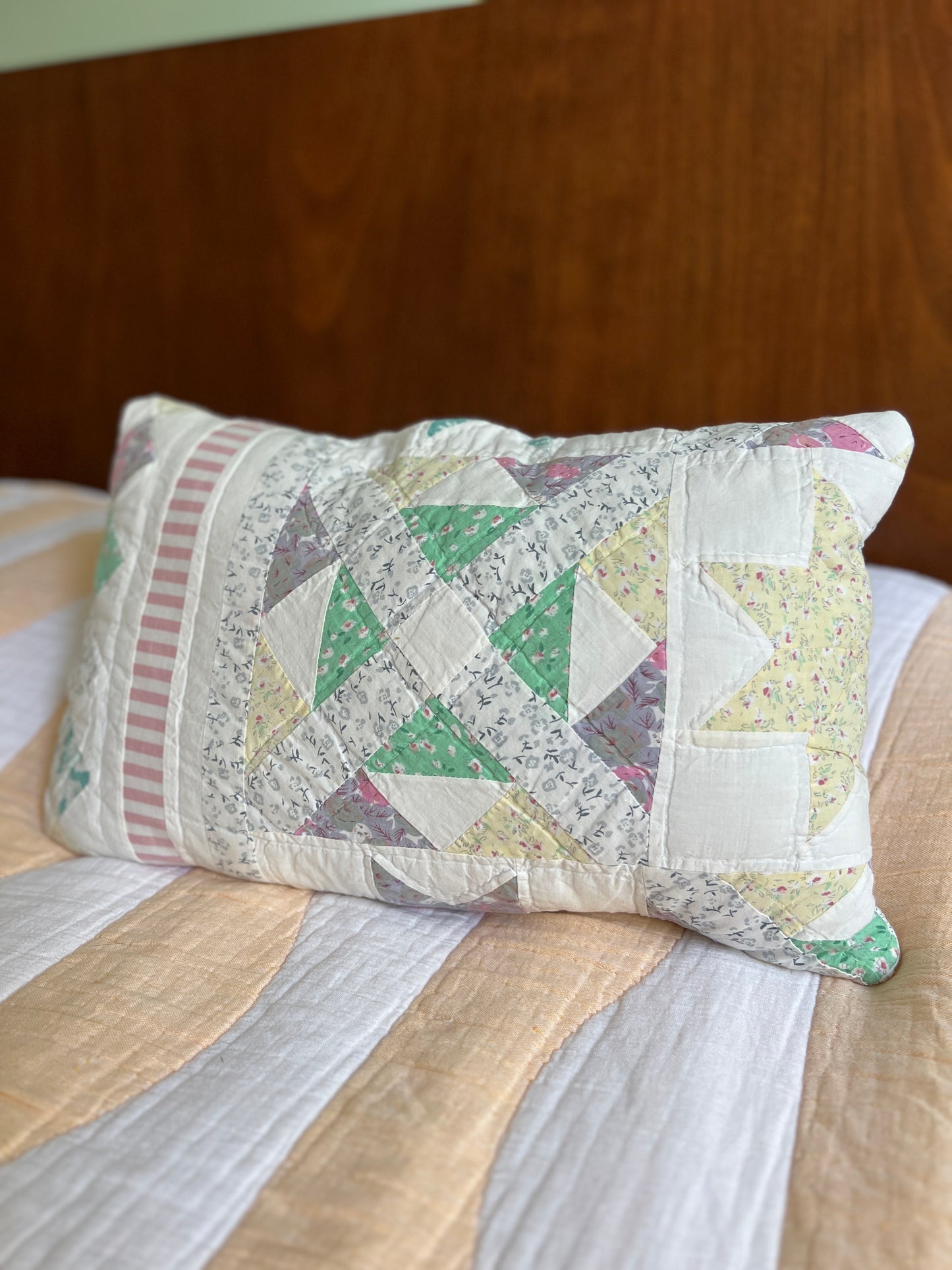 floral quilt pillow no. 1 [BIG!]