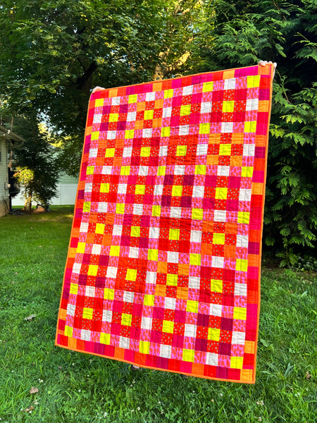 STRAWBERRY SQUARES handmade quilt