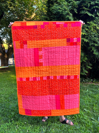 STRAWBERRY SQUARES handmade quilt