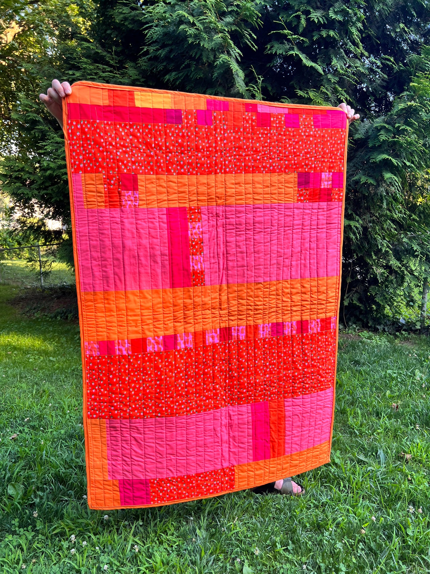 STRAWBERRY SQUARES handmade quilt