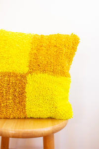 B R I G H T pillow no. 3